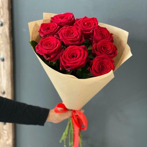 Купить на заказ Букет из 9 красных роз с доставкой в Шемонаихе