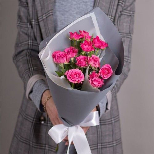 Купить на заказ Букет из 3 кустовых роз с доставкой в Шемонаихе